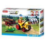 Tractor cu remorcă și butuci